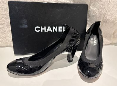 CHANEL Black Patent Pumps
