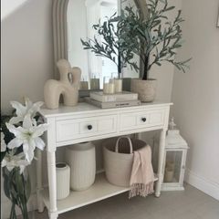 Console table