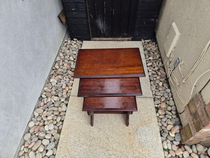 Side Table (Nest of 3 Tables)