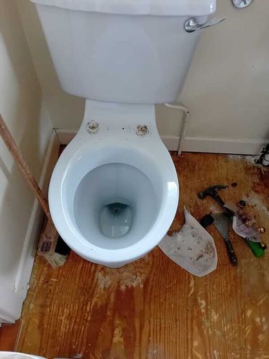 Armitage Shanks - Toilet and sink sets x 2