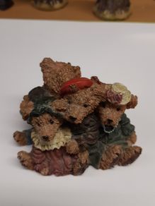 Teddy bear ornament