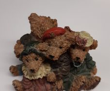 Teddy bear ornament