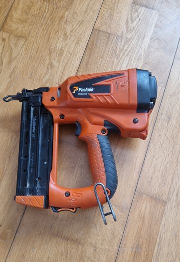 paslode im50 f18 nail gun for parts or repair