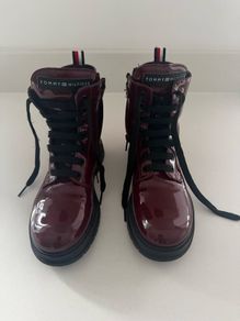 Girls Tommy Hilfiger boots Size 34