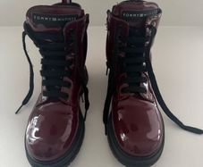 Girls Tommy Hilfiger boots Size 34