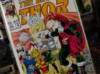The Mighty Thor #454 The Warriors Three Die At Dawn ! 1992 ! by Marvel !