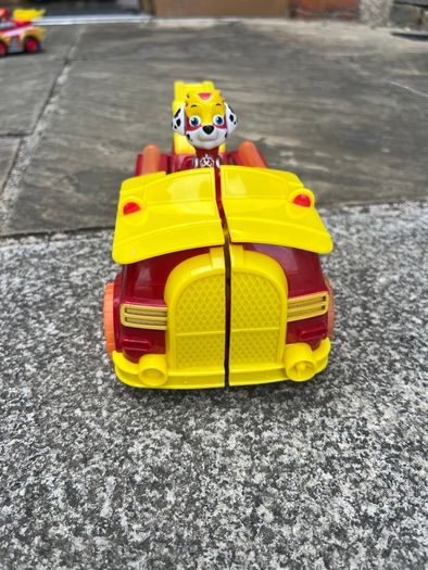 Paw Patrol Marshall transforming flying vehicle