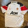 Official Man United jersey Image 3