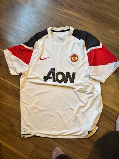 Official Man United jersey