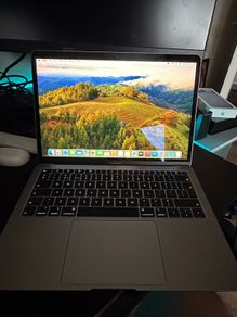 Macbook air 13 inch 2019