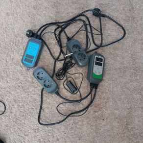 Temperature & Humidity Controllers