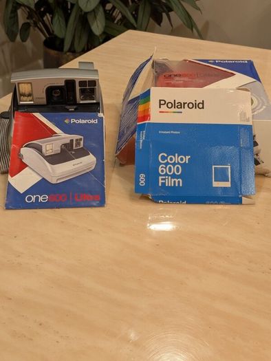 Polaroid One600 Ultra Instant Film Camera  Tested Working