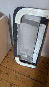 Bed Guards X 2 (15 for set of two)