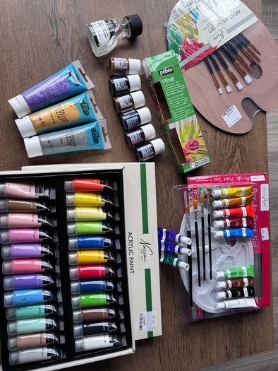 Paint Sets and Brushes