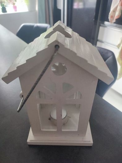 Candle house holder