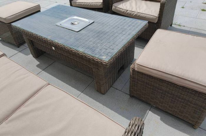 Outdoor furniture set