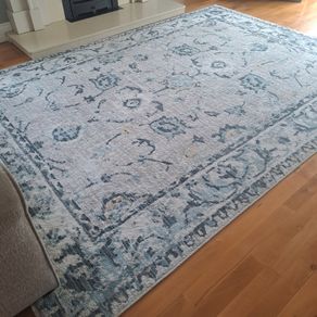 Rug