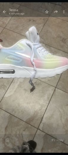 girls sketchers