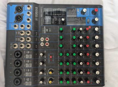 yamaha Pa System sm58 mics and Alto speakers