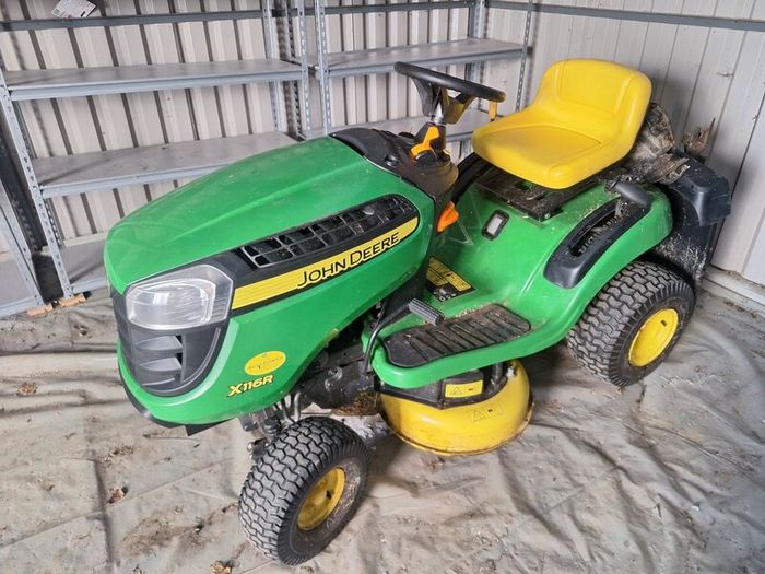 Tractor lawnmower