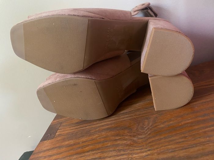 NEW Peep toe sling back heeled sandals