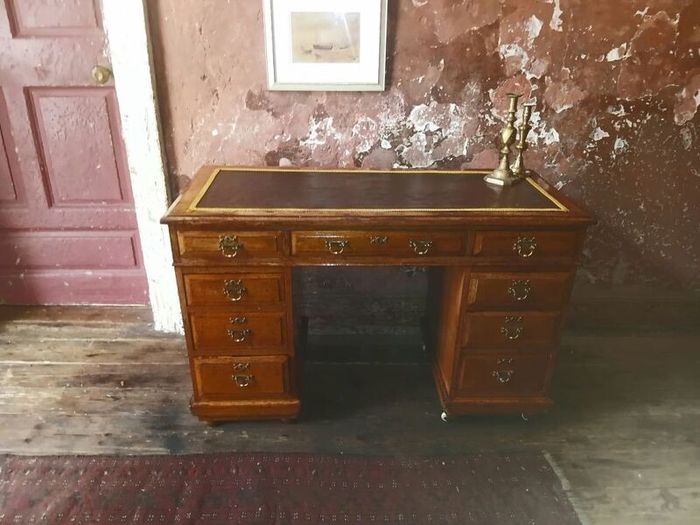 Victorian antique walnut pedestal desk