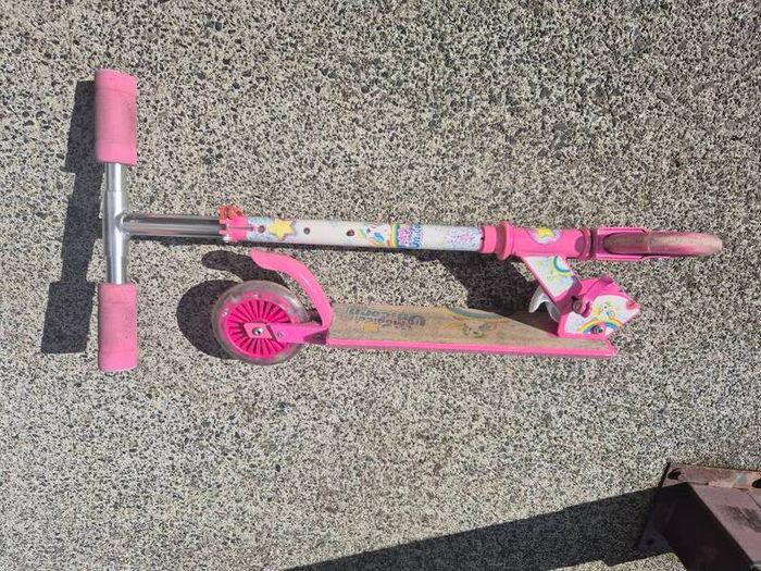 Girls  scooter