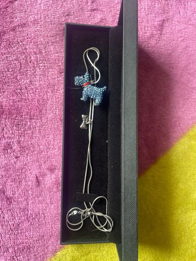 Avoca chain with dog and bone pendants