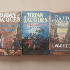 Redwall Books by Brian Jacques (Fantasy Adventure Paperbacks 1998)