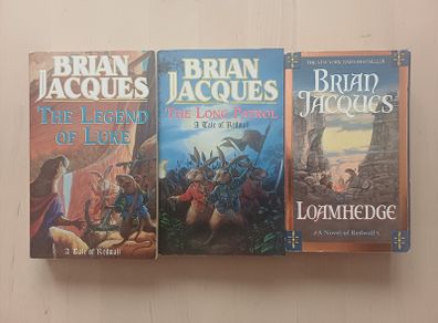 Redwall Books by Brian Jacques (Fantasy Adventure Paperbacks 1998)