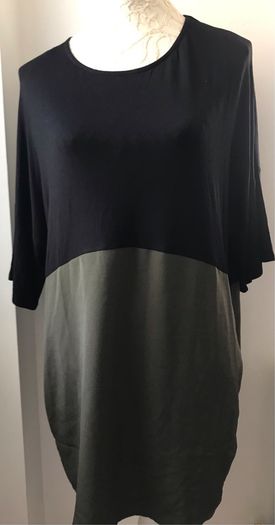 Capsule Dress size 12 to 14 green / black New with tags