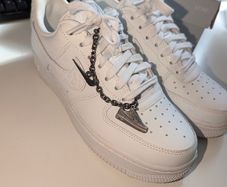 Nike runners size 4