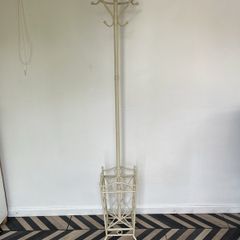 coat stand