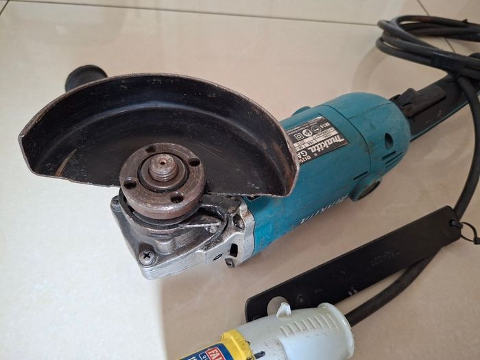 Makita GA5021 125mm Grinder 110v