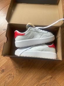 womens trainers