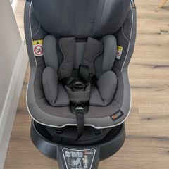 Besafe Izi Turn I Size Rotating Car seat approx 6mths-4years