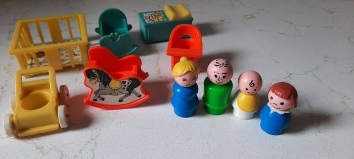 Vintage Retro Fisher Price Play Family Nursery Set 1980