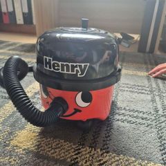 Mini Henry Hoover TOY  and golf set
