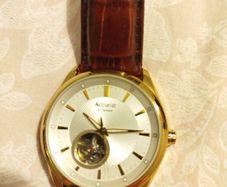 Mens Automatic Accurist watch