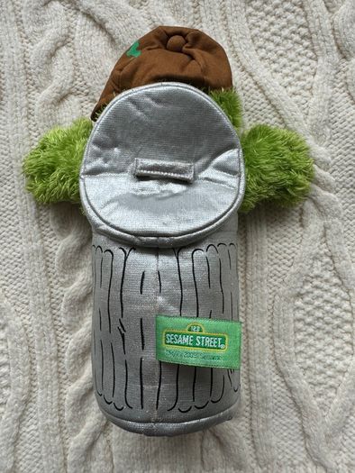 Gund Sesame Street Oscar The Grouch NYC New York City Sanitation Worker DSNY Used Please look at the pictures