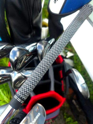 Set of Taylormade Golf Clubs