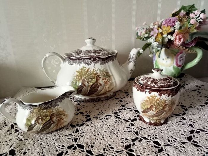 Palissy Royal Worcester Game Series Large Teapot, Creamer and Jam Pot