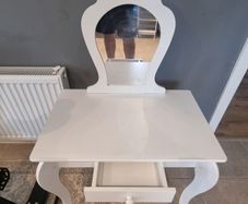 Vanity Table