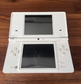 Nintendo DSi white