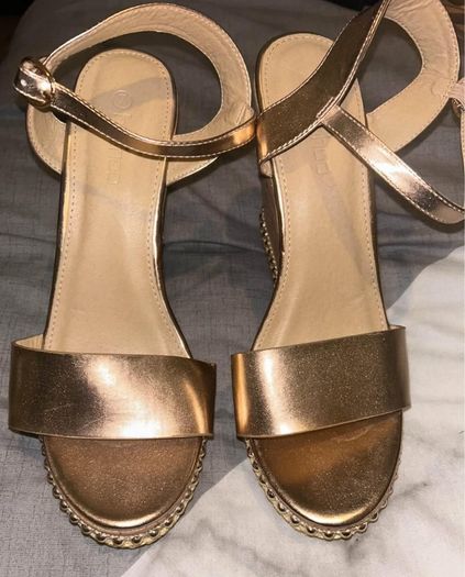 Rose gold wedges UK 7