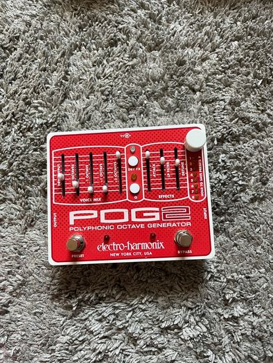 POG 2 (octave guitar pedal) (incl. box and manuals)
