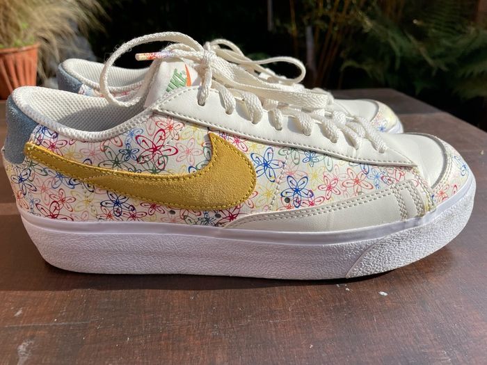 Nike size 7