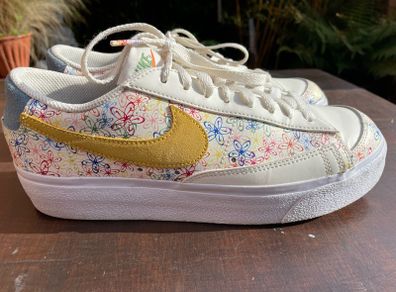 Nike size 7