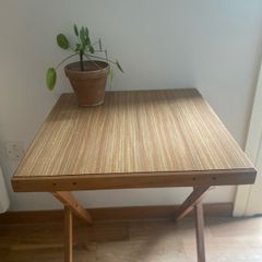 Foldable Table