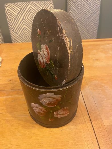 Antique Motif Box
